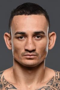 Max Holloway in UFC 300: Pereira vs. Hill