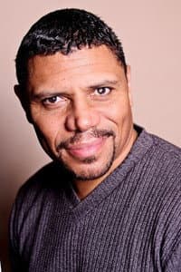 Stoney Jackson in Angel 4: Undercover