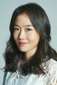 Joo Min-kyung in 천국보다 아름다운