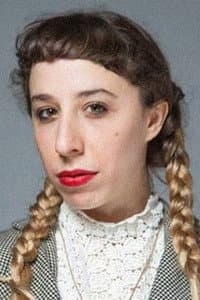 Tatiana Mazú in La internacional