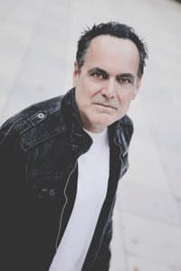 Neal Morse in Yellow Matter Custard: One More Night in New York City