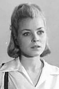 Diane Lepvrier in Une aussi longue absence