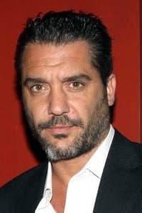 Maxi Ghione in Aterrados
