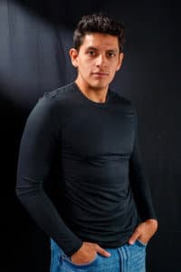 Rafael Fraga in Dejando el Mundo Atrás