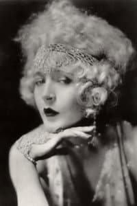 Mae Murray in The Scarlet Shadow