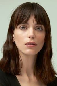 Stacy Martin in Joueurs