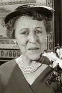 Doris Packer in The Perils of Pauline