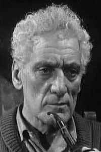 Edmond Beauchamp in Le Bossu
