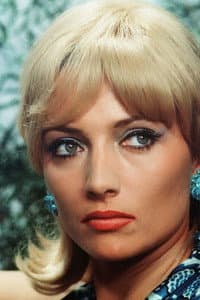 Stéphane Audran in Champagne Charlie