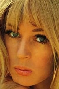 Yvonne Sparrbåge in Eddie & Suzanne