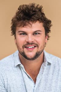 Derrick Frenette in Des hommes, la nuit