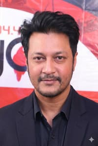 Mamnun Hasan Emon in Podmo Patar Jol