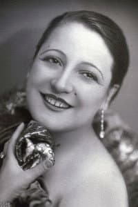 Blanca Pozas in El rey de las finanzas