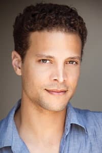 Justin Guarini in American Idol: The Best of Seasons 1-4