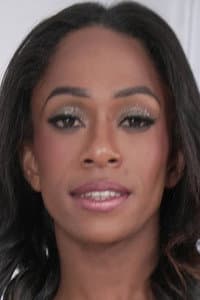 Raianny Duarte in Trans-Active 4