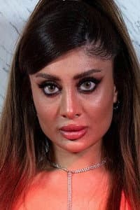 Marina Maya in Scandalous