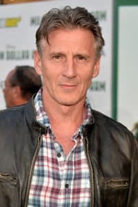 Christopher Stanley in Aves