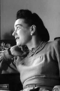 Yvonne Desvignes in L'écuyère
