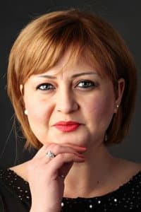 Harika Özovalı in Ne Sen Beni Unut Ne De Ben Seni