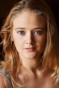 Amber Erwin in Realm Of Souls