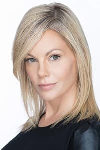 Lisa Varga in Hero of the Underworld