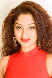 Suman Ranganathan in Savaari