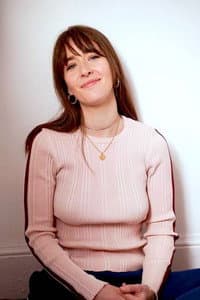 Michelle Lucy in Four Letters of Love