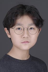 Joseph Y. Lee in Pet Investigators