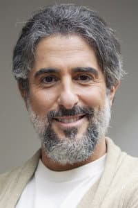 Marcos Mion in Amor.com