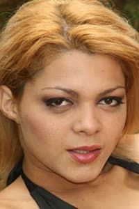 Giselle Lemos in Snoodling with Transsexuals 8