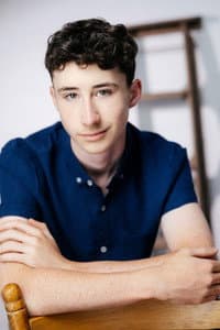Ewan Mortimer in Spectronizer