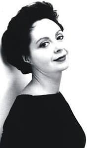 Luisa Armenteros in El hijo del cura