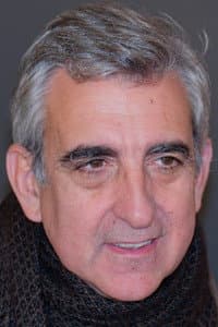 Julien Cafaro in Portrait Craché