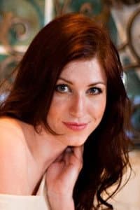 Kimberly Battista in Melany Rose