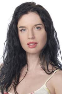 Georgina Baillie in Calling the Shots