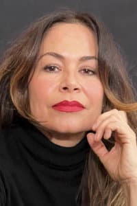 Azucena Evans in Los últimos recuerdos de Abril