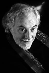 Norman Mozzato in Rosso come il cielo