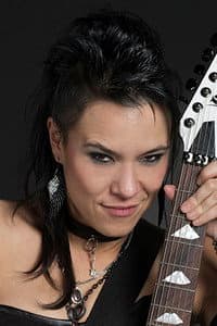 Jen Majura in Evanescence: Synthesis Live
