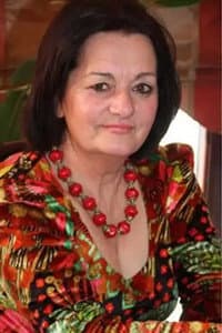 Sanie Hoti in Zëvendësi i grave