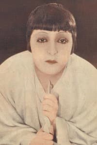 Marie-Louise Iribe in Pâques rouges