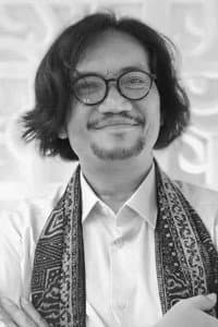 Whani Darmawan in Berebut Jenazah