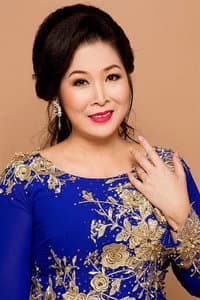 Hồng Vân in Hồn Papa Da Con Gái