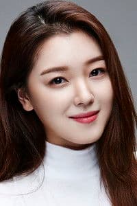 Jo Woo-ri in 태양의 후예
