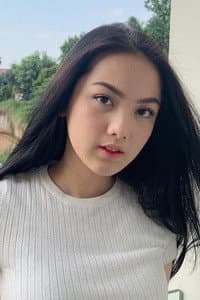 Aisyah Aqilah in MeloDylan