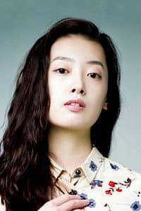 Kim Ye-na in 십이야: 깊고 붉은 열두 개의 밤 Chapter1