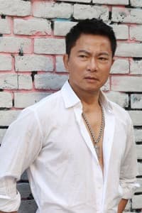 Chi Kuan-Chun in Nu wang feng fu qiao