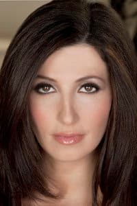 Jaclyn Stapp in Jingle Smells