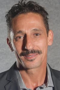 Tuca Andrada in Cavalo Marinho