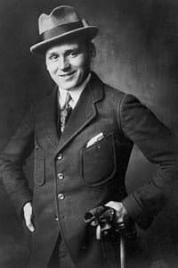 Ernst Karchow in Gold