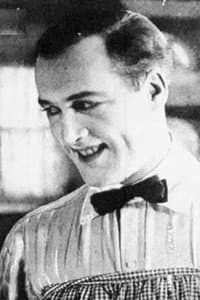 Harry Ham in Father and the Boys